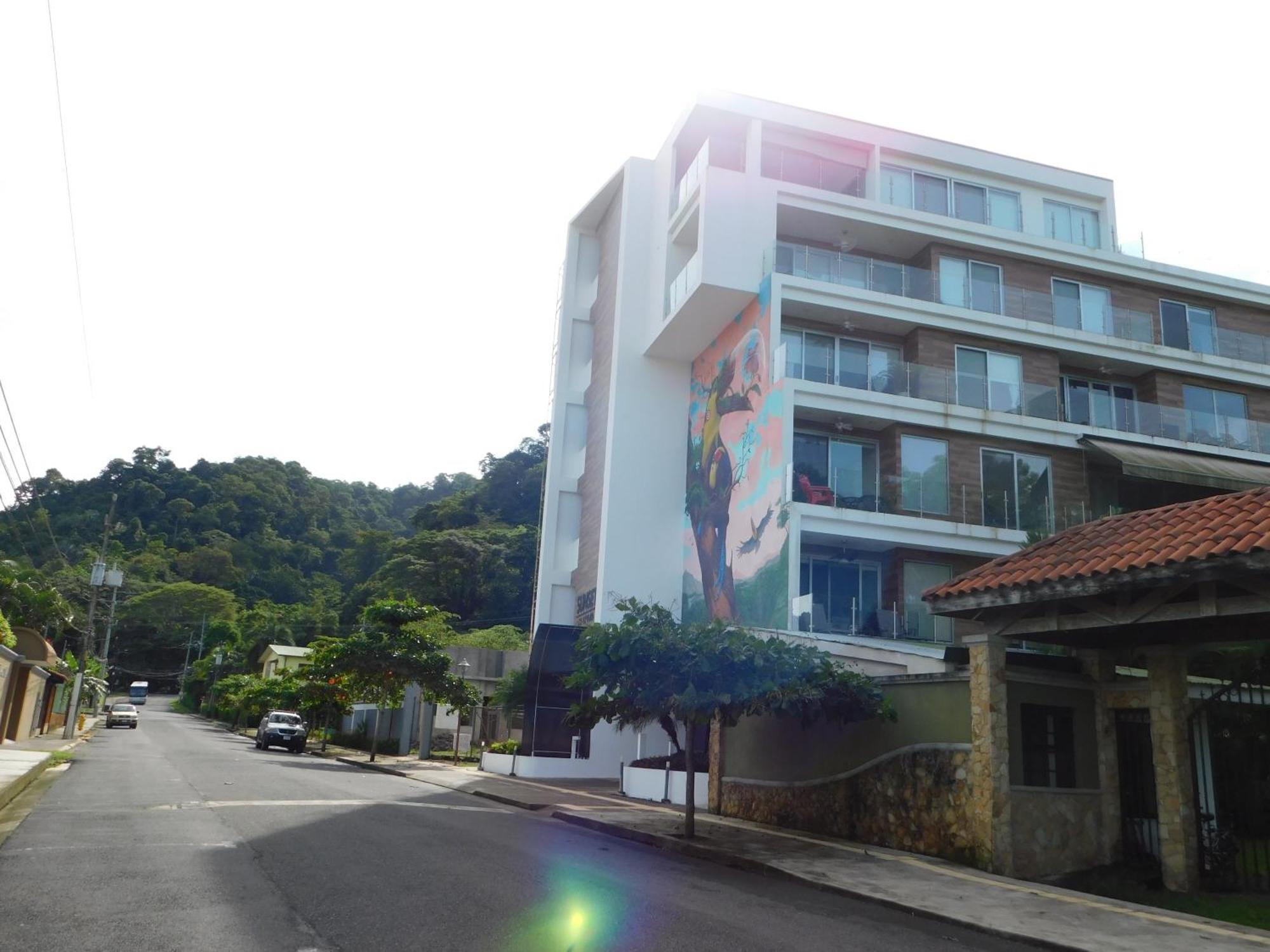 Sunset 205, Sleeps Six, Next Door To The Pool, 100M To The Beach! Jacó Buitenkant foto