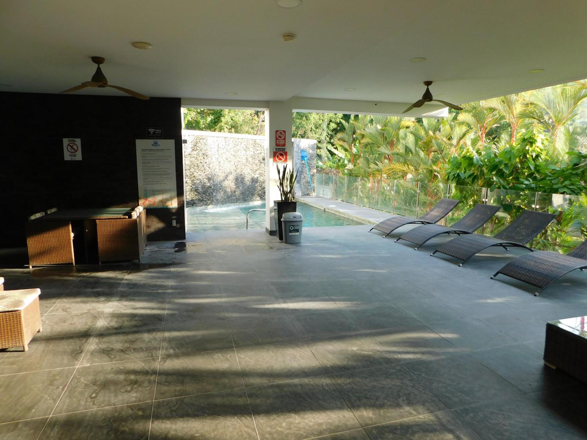 Sunset 205, Sleeps Six, Next Door To The Pool, 100M To The Beach! Jacó Buitenkant foto