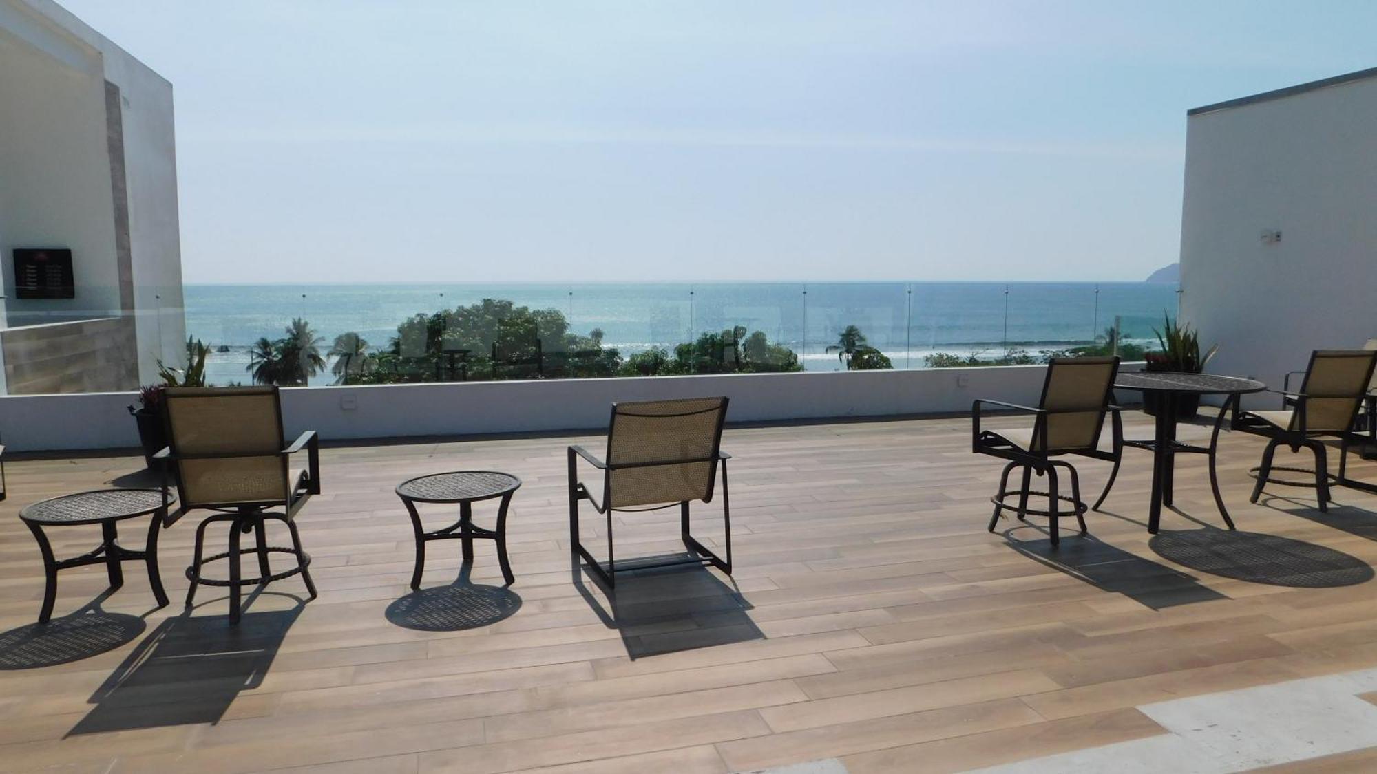 Sunset 205, Sleeps Six, Next Door To The Pool, 100M To The Beach! Jacó Buitenkant foto